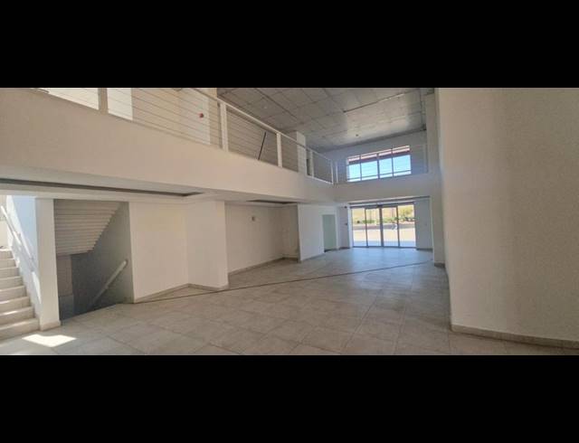 BUSINESS PROPERTY TO RENT IN HALFWAY GARDENS